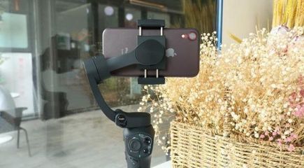 轻巧不妥协 Snoppa折叠式手机三轴稳定器能否满足拍摄需求？
